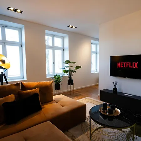 180 Apartment